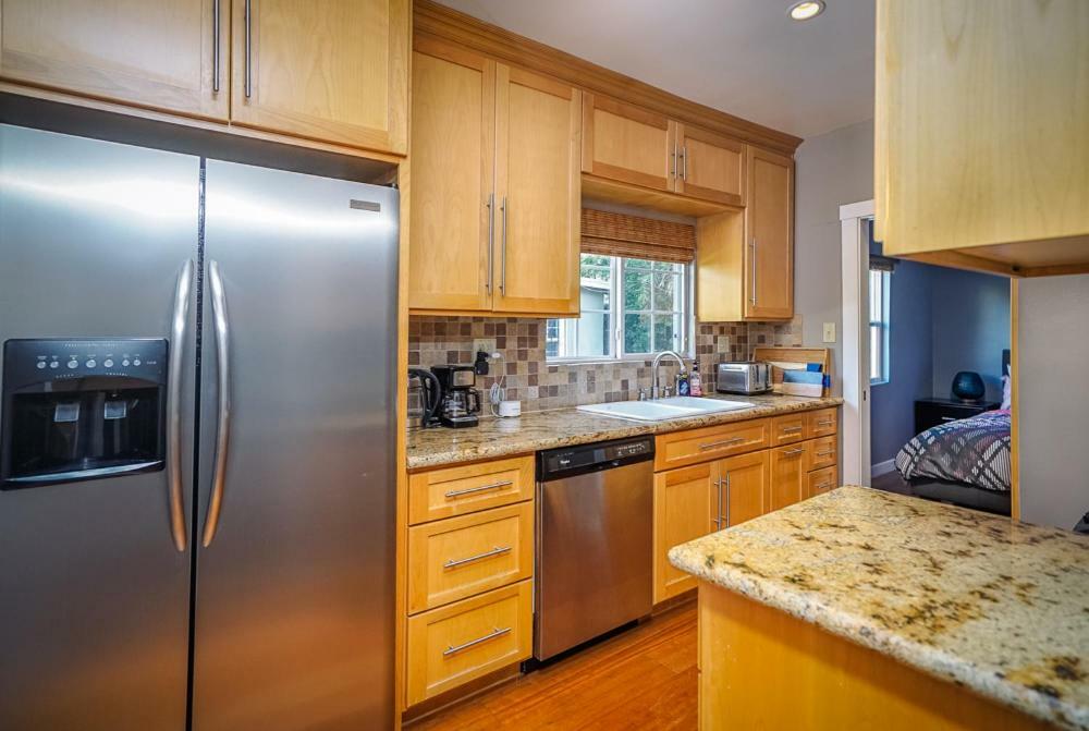 Stylish 2 Bed & 2 Bath At The Heart Of Hollywood With Free Parking - One Car Only Apartman Los Angeles Kültér fotó